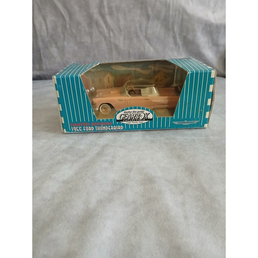 Gearbox 1956 Ford Thunderbird – Vintage Limited Edition Diecast Collectible